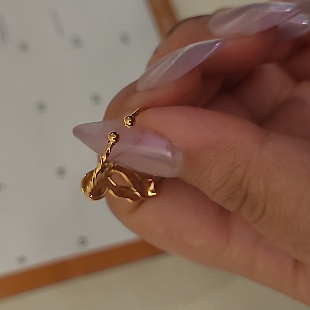 Free Size Bow Ring - Picture 6 of 6